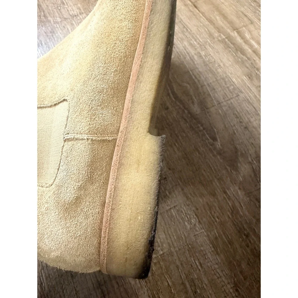 New Republic Chuck Suede Chelsea Boots Sand Tan Men's Size 9 Crepe Sole Ankle